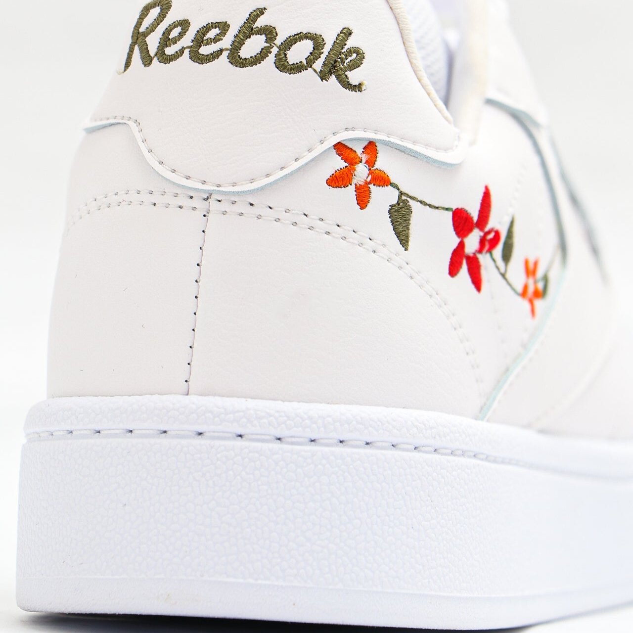 REEBOK CLUB C 85 